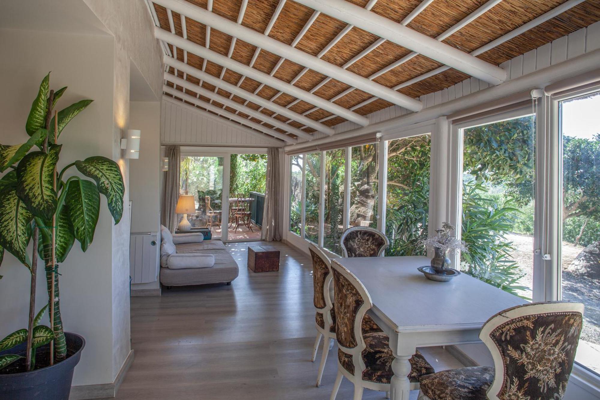 Love Garden Bolonia Exterior photo